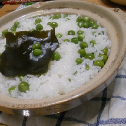 土鍋のご飯、いつものお米と同じなのにすご〜く美味しくできました！
お豆もお焦げも美味しかったです。
我が家の春の定番に決定です！
素敵レシピありがとうです。